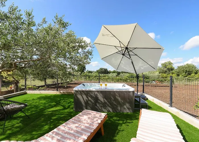 Luxury Laly Apartmán Policnik