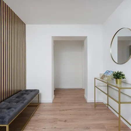 Luxury Laly Apartment Policnik