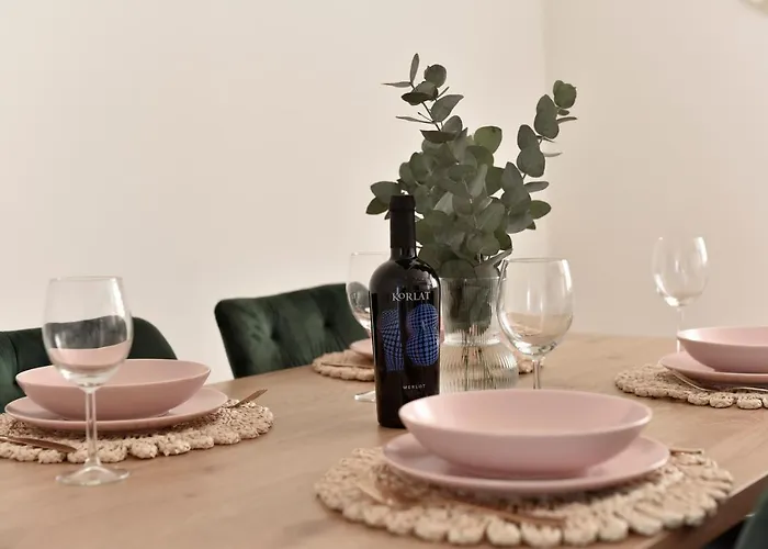 Luxury Laly Apartamento Policnik